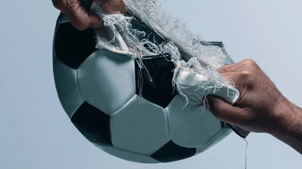 Super League: The War For Football  01