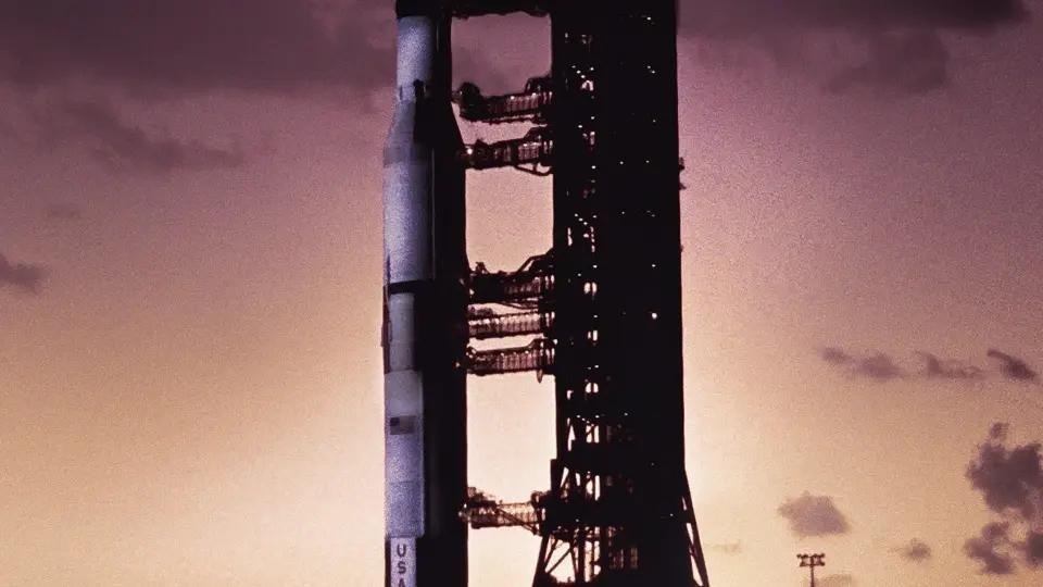 Tàu Du Hành Vũ Trụ Apollo 11 Full
