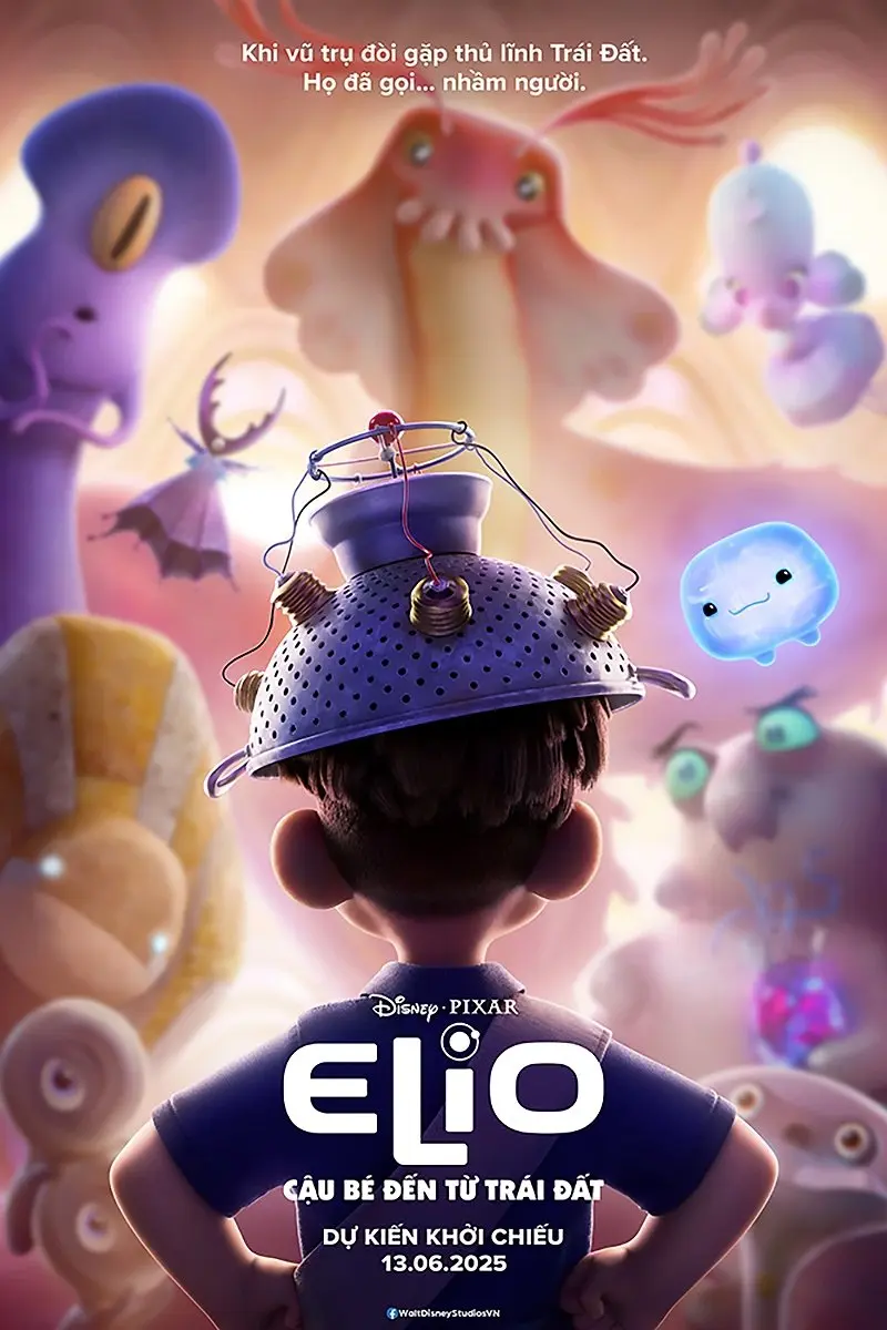 Elio: Cậu Bé Đến Từ Trái Đất Full