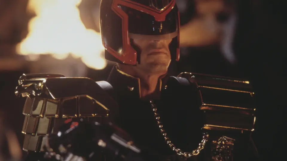 Thẩm Phán Dredd Full