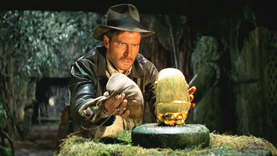 Indiana Jones Và Chiếc Rương Thánh Tích Full
