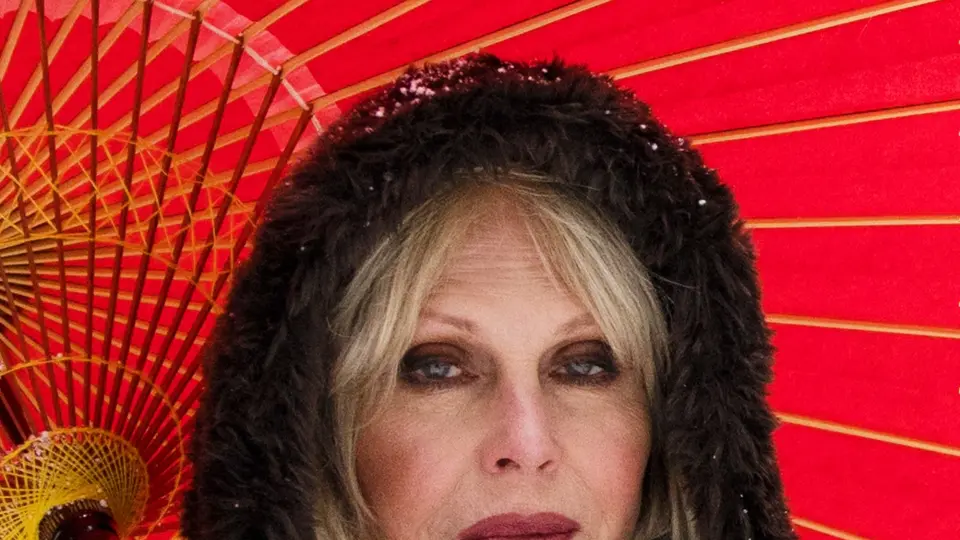 Joanna Lumley Nhật Bản 01