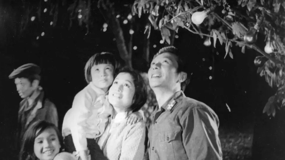 Em Bé Hà Nội Full
