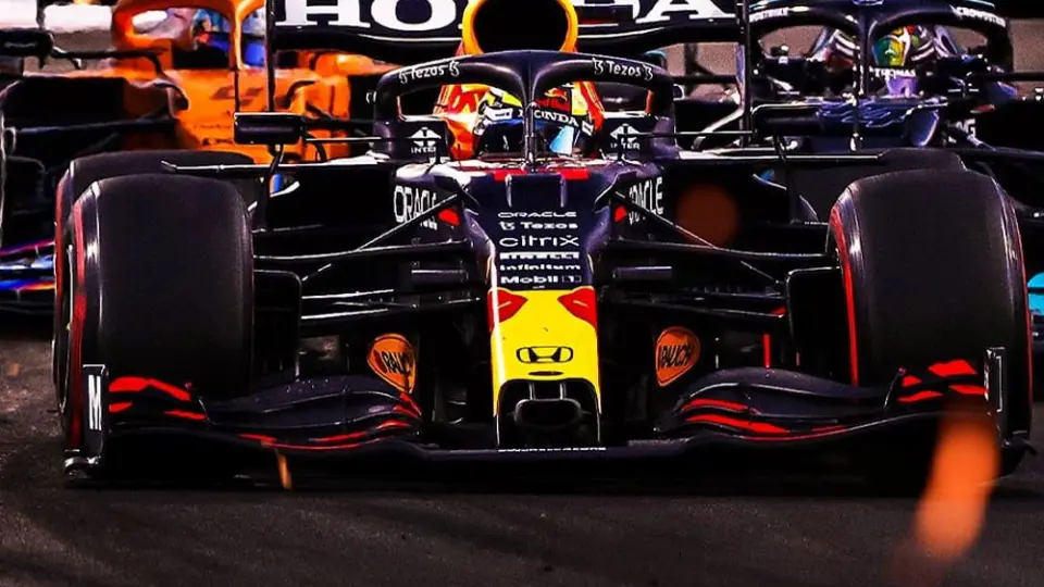 Formula 1: Cuộc Đua Sống Còn (Phần 4)  01