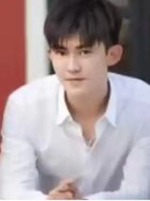 Anh Học Trưởng Bá Đạo Yêu Em 1